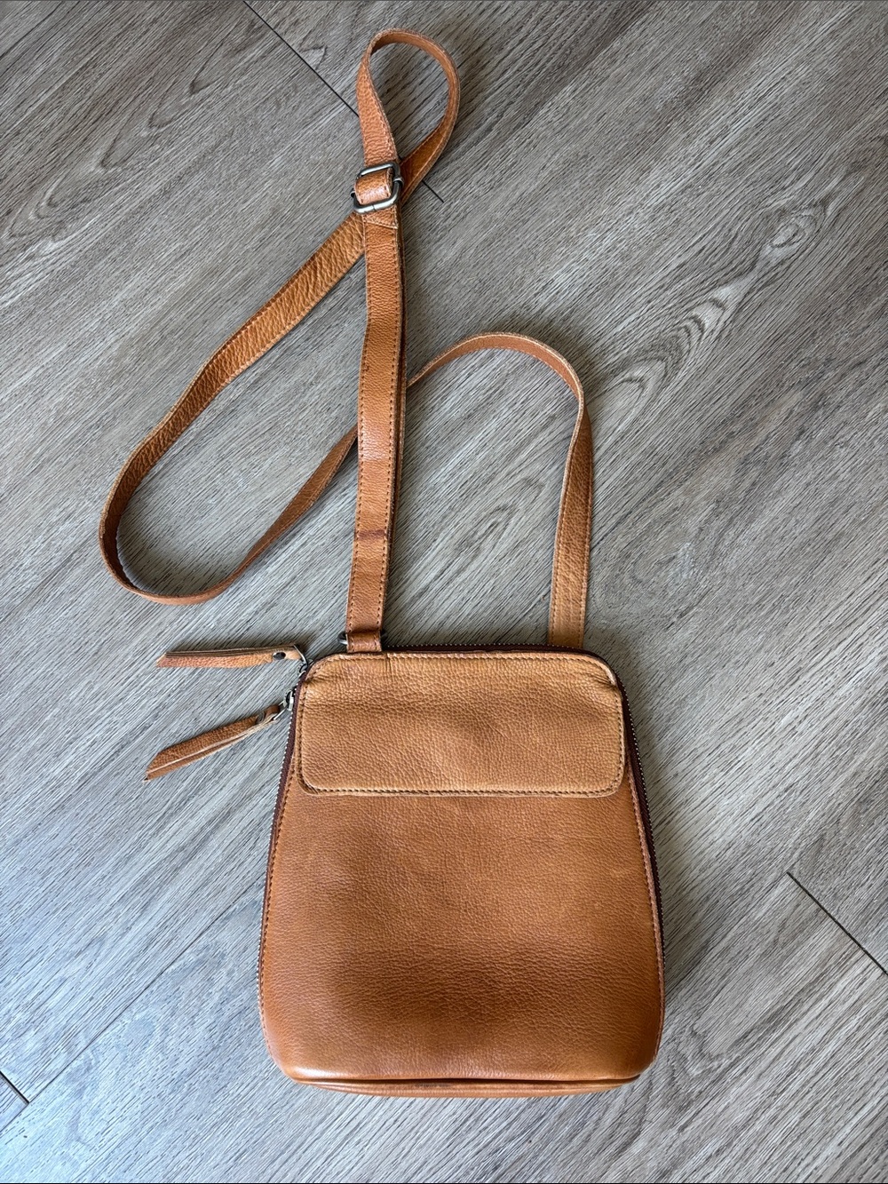 Latino Leather Lucy Crossbody Bag/Purse in Brown Cognac